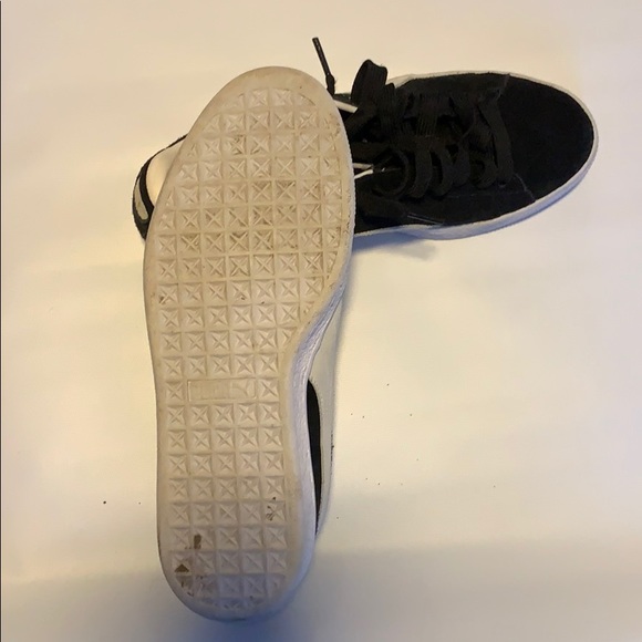 Puma Suedes - Picture 3 of 3